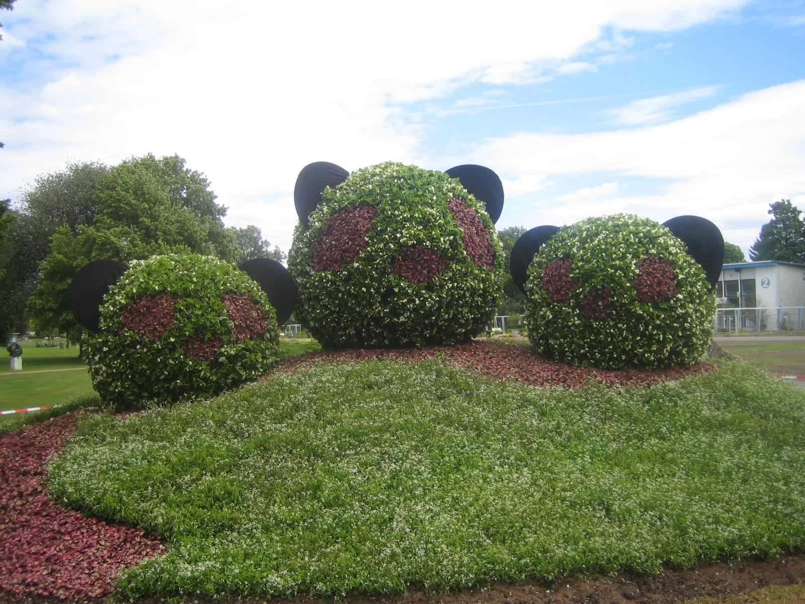 Gartenskulptur, Gartenbau Erfurt, Galabau Erfurt, Garten- und Landschaftsbau, Außenanlage, Grünpflege, Gartenpflege Landschaftspflege